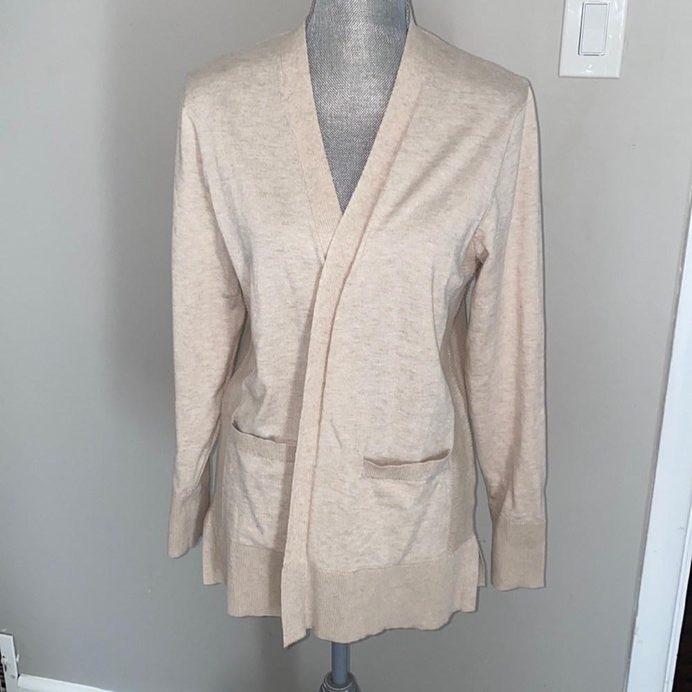 Time and Tru Cream Cardigan